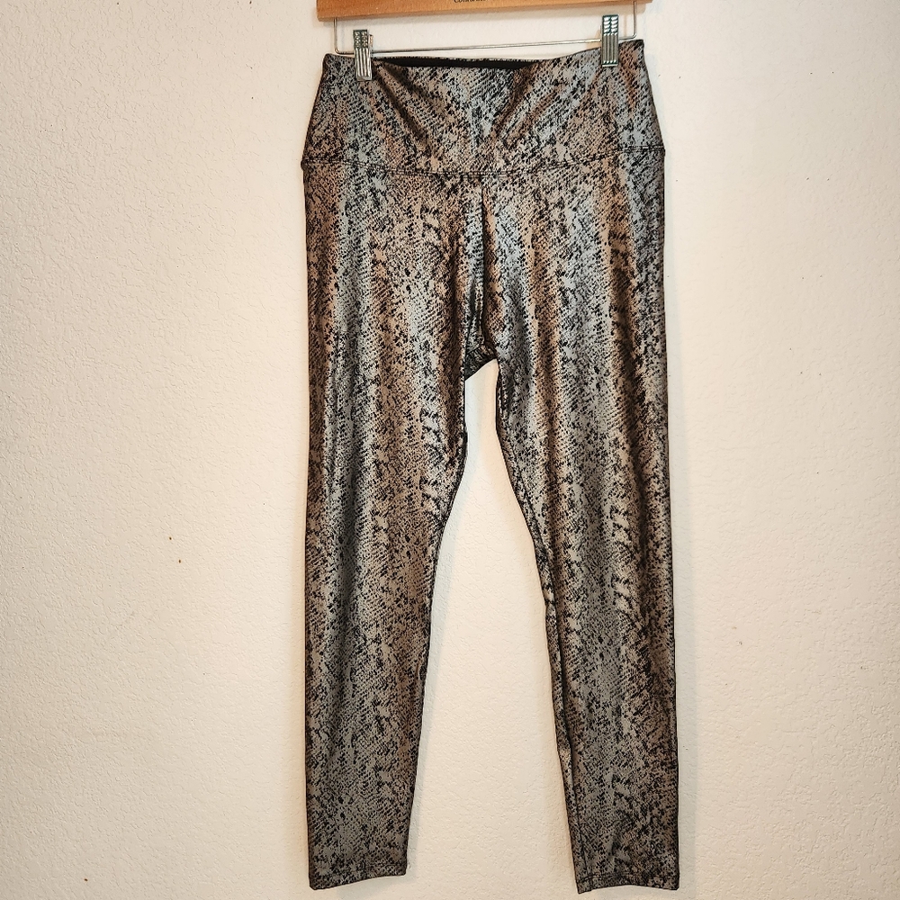 Simply‎ Vera Vera Wang Faux Leather Black Leggings, Size M